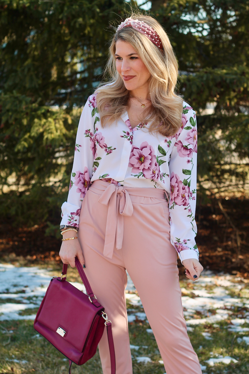 Floral blouse + petite work pants reviews - Extra Petite  Spring work  outfits, Fashionable work outfit, Stylish work outfits